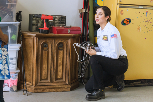 electrician troubleshooting electrical problem